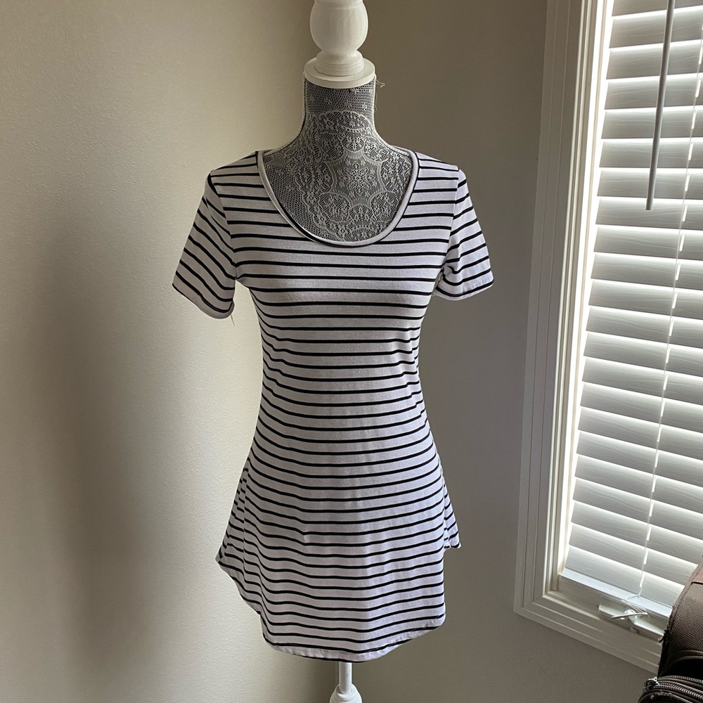 Black and White Stripped Shirt Dress